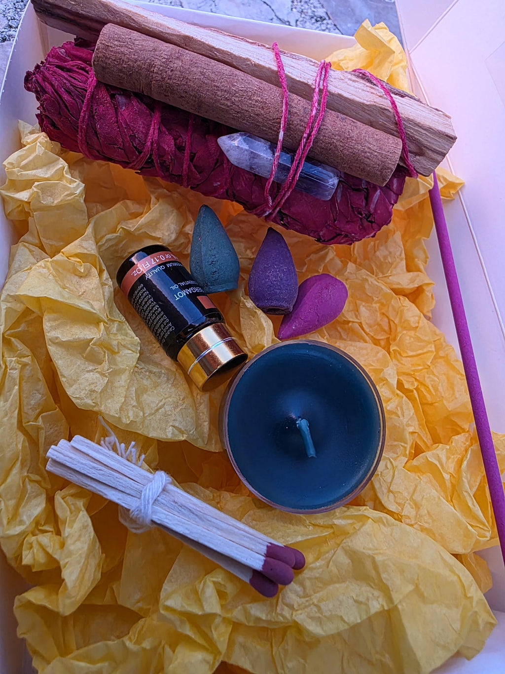 Dragon's Blood Cleansing Ritual Gift Box, photo 2 of 3